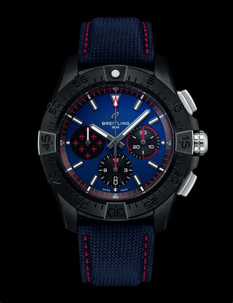 breitling avenger chrono 44 red.